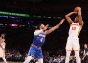 开云体育app-老鹰队球员通宵训练备战难关