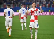 开云体育-克罗地亚队击败对手，成功杀入淘汰赛的简单介绍