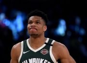 开云官网-包含雄鹿谨慎：字母哥一举一动皆为雕琢的词条