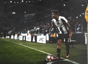 开云体育APP下载-伊布神威难救主，德国战车绝杀拜仁—当个人天赋遇上钢铁意志