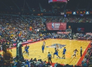 开云体育-绿茵场上的碾压与乒乓台前的逆转，体育双面镜中的中英对决