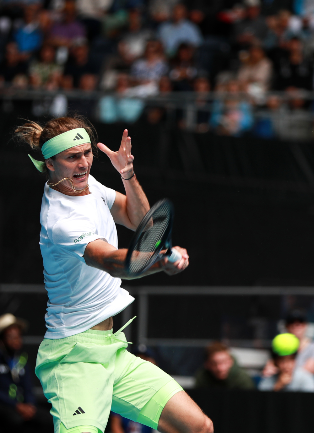 包含法国网球队险胜德国网球队,兹维列夫高光表现的词条 包含法国网球队险胜德国网球队,兹维列夫高光表现的词条