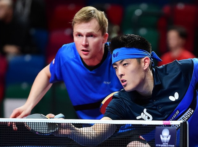 西区半决赛激战正酣,胜者晋级决赛的简单介绍 西区半决赛激战正酣,胜者晋级决赛的简单介绍