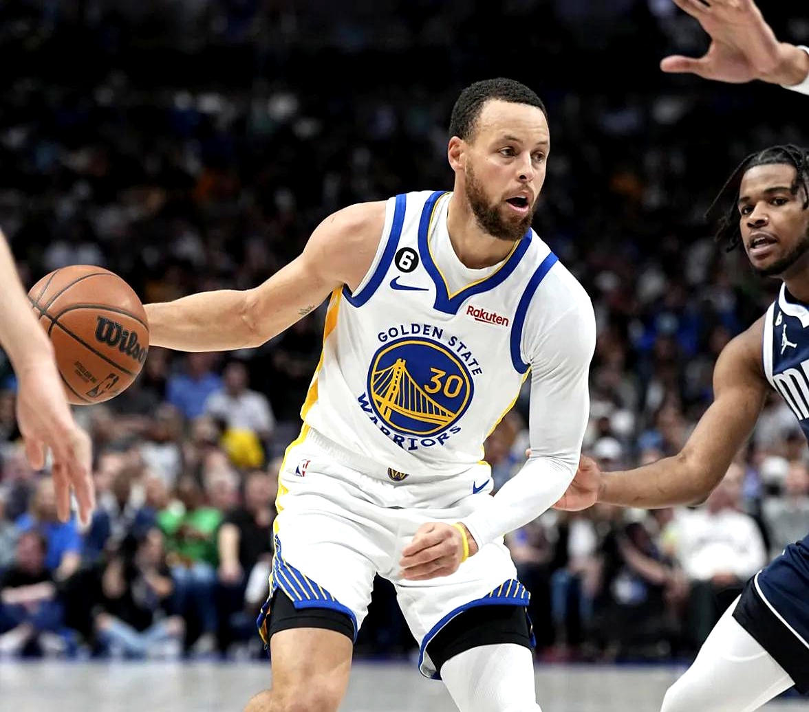 勇士队主场大胜，保持东部第三位置