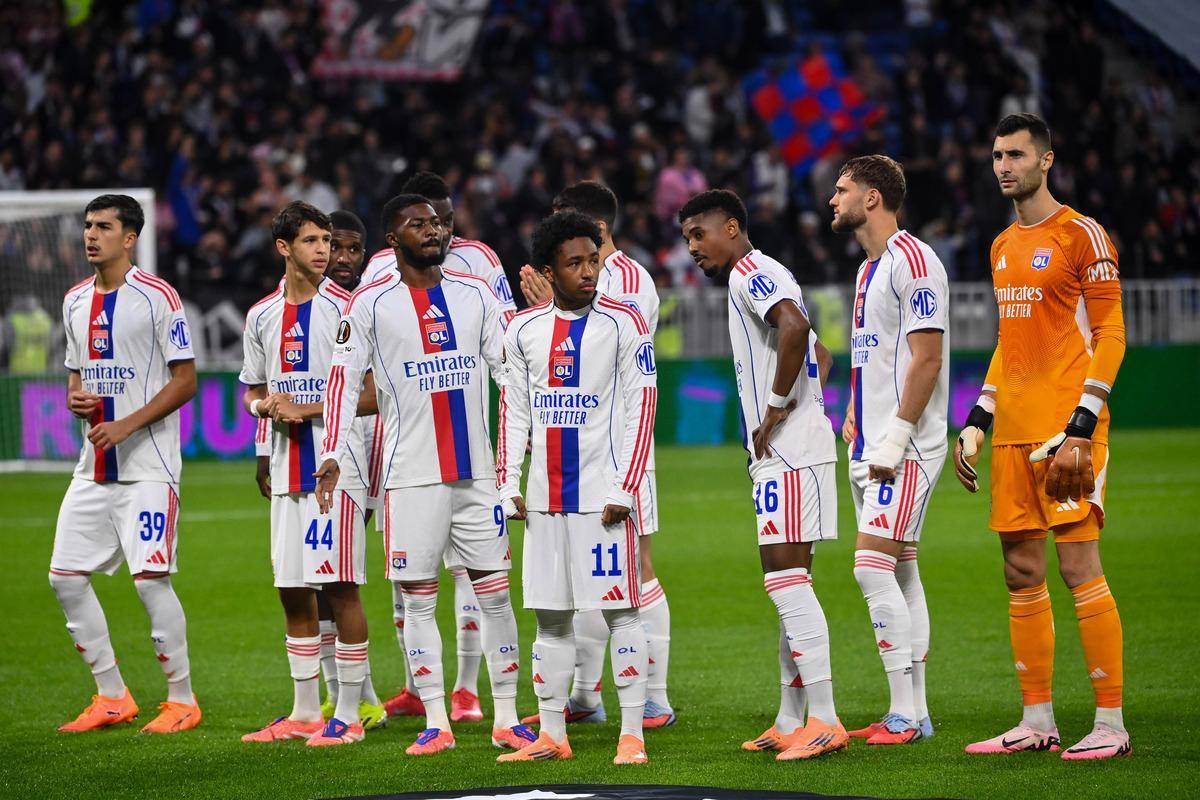 热那亚迎战切尔西胜负未定捉摸不透的简单介绍 热那亚迎战切尔西胜负未定捉摸不透的简单介绍