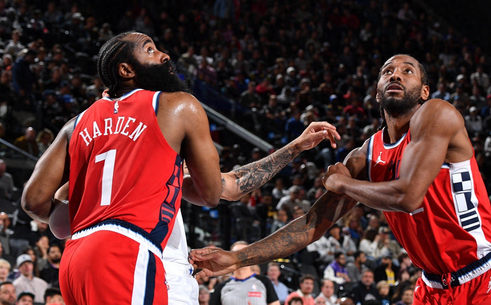 快船队凭借决胜时刻绝杀,险胜猛龙队的简单介绍 快船队凭借决胜时刻绝杀,险胜猛龙队的简单介绍