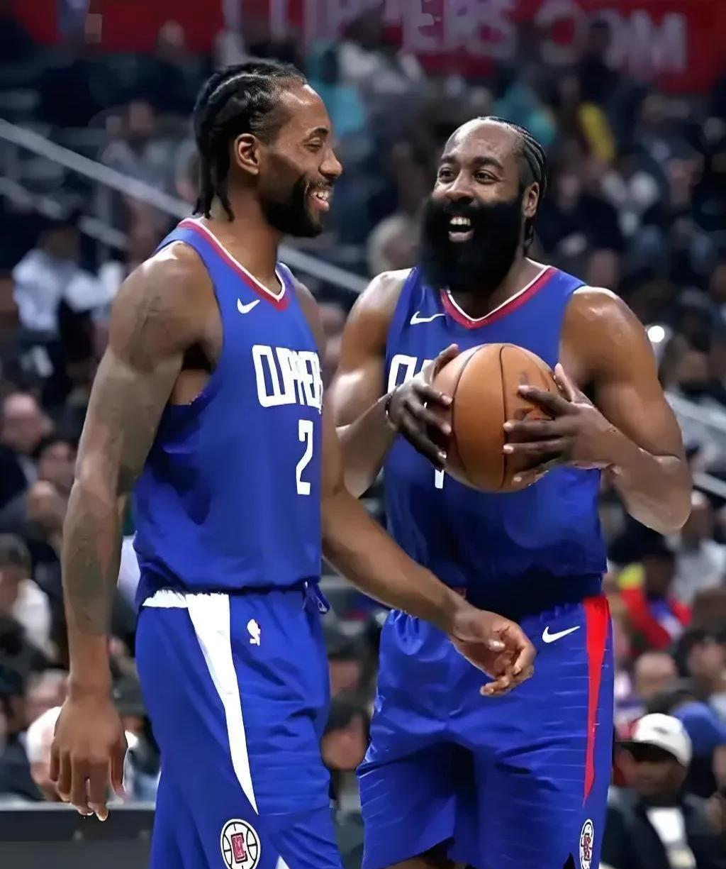 尼克斯绝杀四川队，杜兰特扛起全队