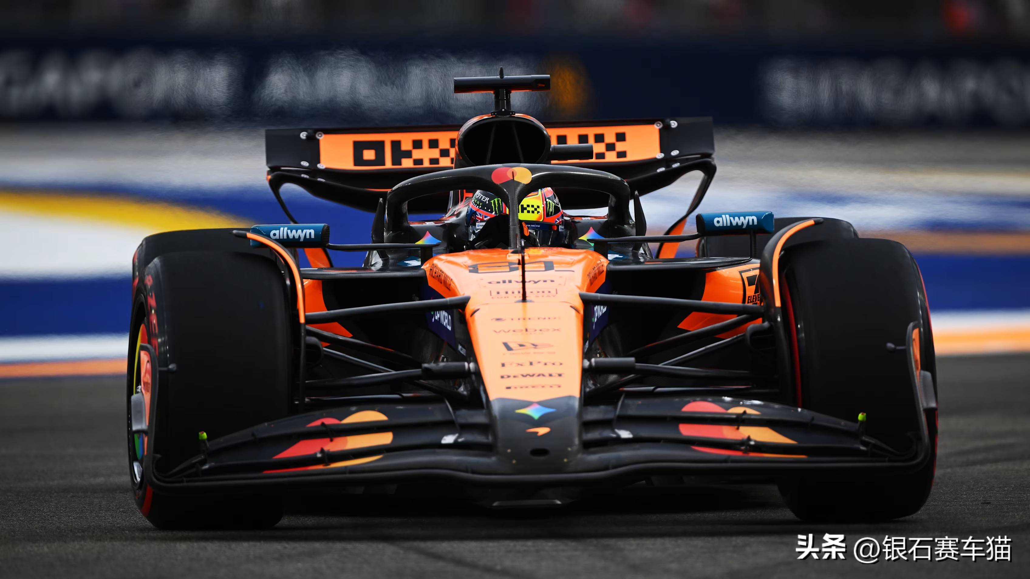 包含迈凯伦横扫索伯车队,拉塞尔扛起全队的词条 包含迈凯伦横扫索伯车队,拉塞尔扛起全队的词条